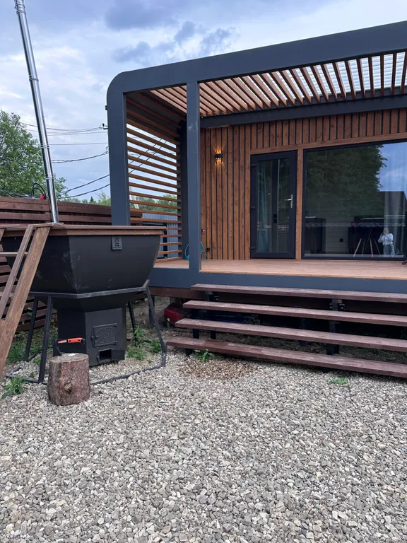 Мини-дом с баней и чаном