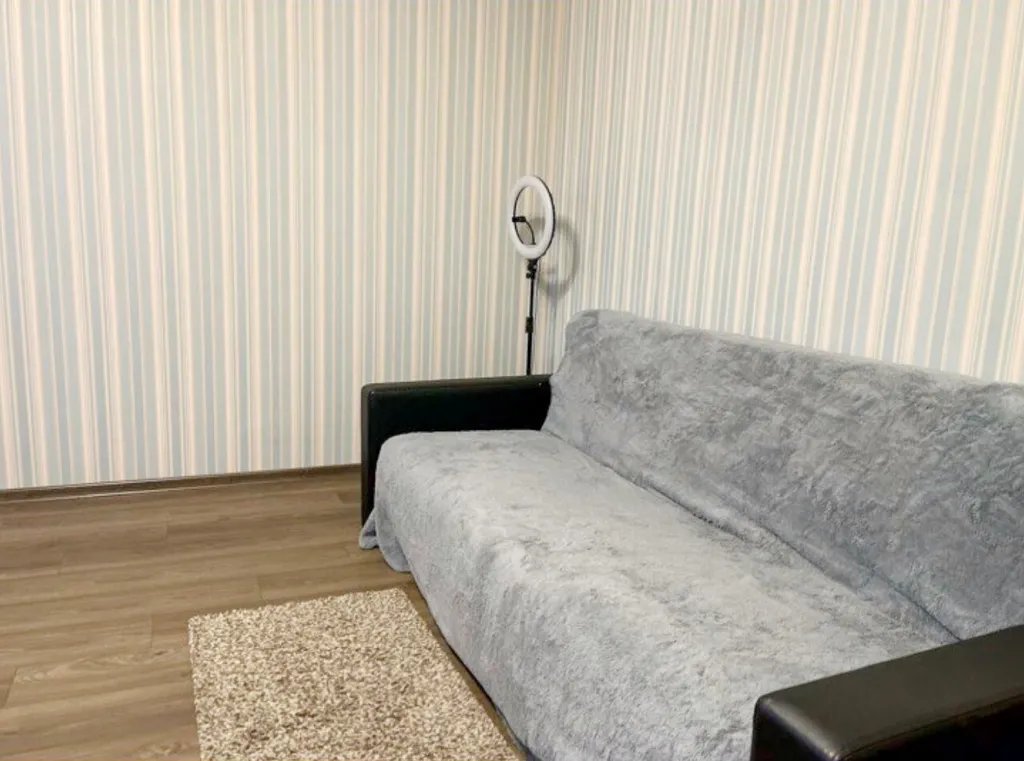 Двухэтажный дом поблизости с парком Галицкого