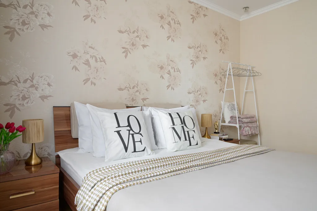 Двухкомнатная квартира с изолированными комнатами в центре