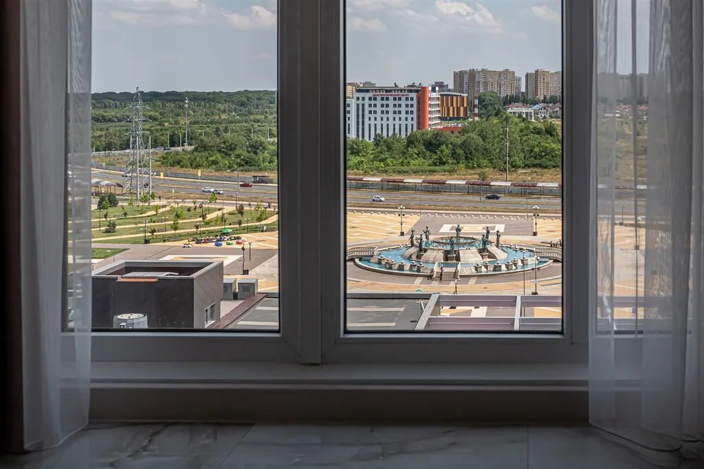 Новая уютная квартира с видом на фонтан