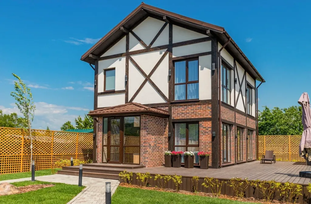 Коттедж Wanderlust: загородный дом у реки с баней и джакузи — аренда посуточно в Артём