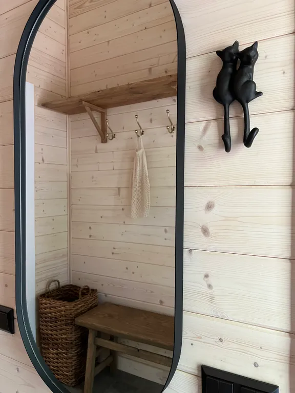 С сауной и камином одноэтажный барн в березовой роще