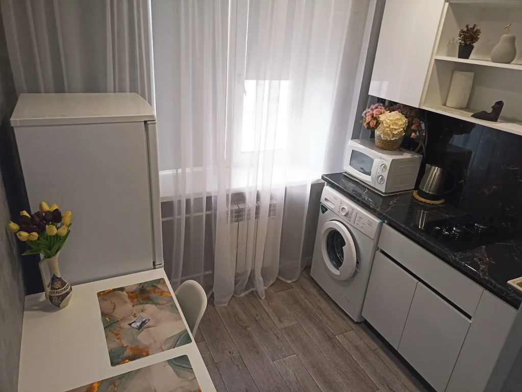 1-комнатная квартира в центре города с асфальтированной парковкой