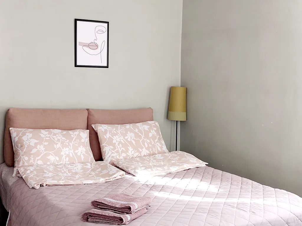 Просторные светлые апартаменты в самом центре рядом с ЖД вокзалом