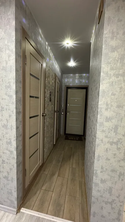 Просторная светлая квартира в центре с видом на горы