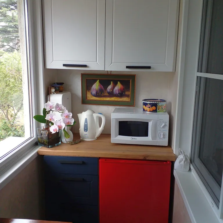 Квартира со свежим ремонтом рядом с морем