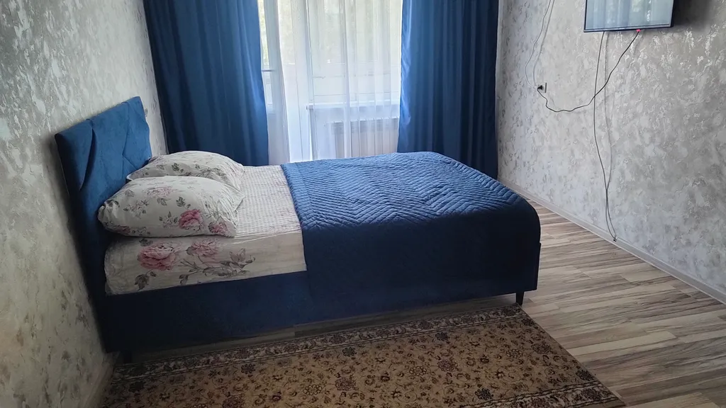 Уютная квартира на Завеличье с кондиционером — аренда посуточно в Псков