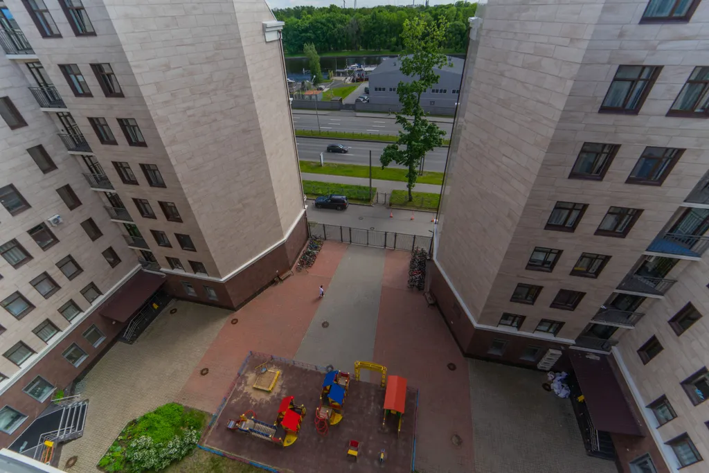 Однушка в Елагине, последний этаж