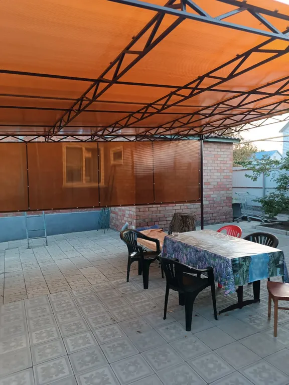 Небольшой дом для летнего отдыха