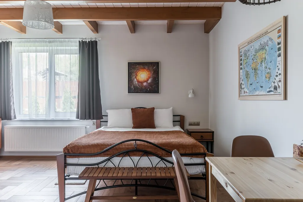 Квартира Однокомнатный номер с завтраком в усадьбе Зубровка — аренда посуточно в Каменюки