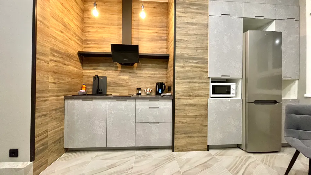 Современная квартира в центре города рядом с набережной