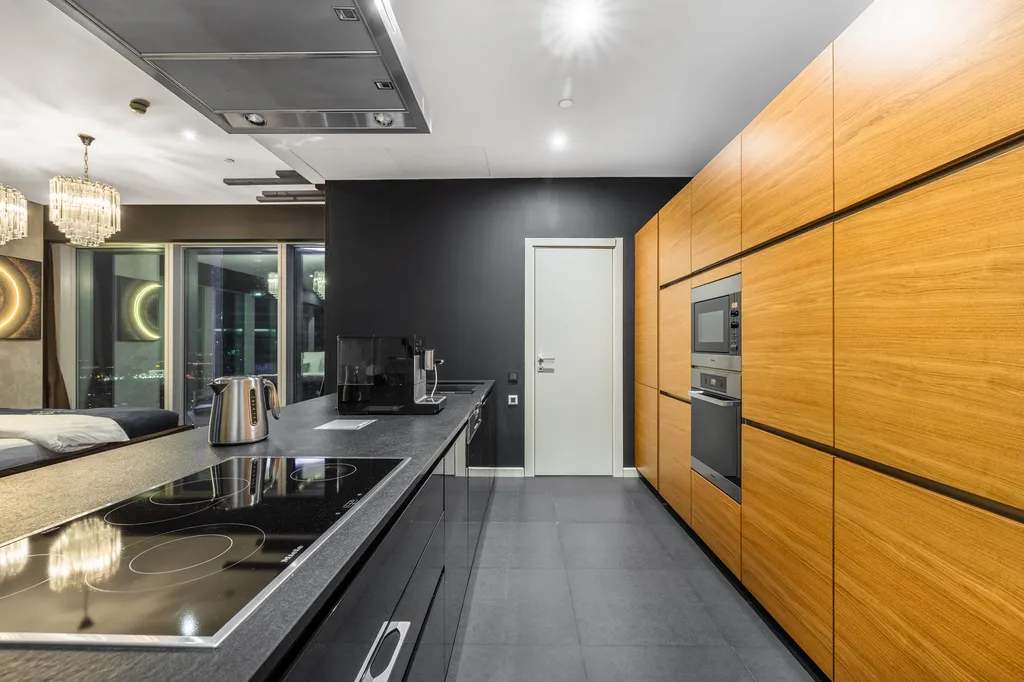 Deluxe jacuzzi 64 floor