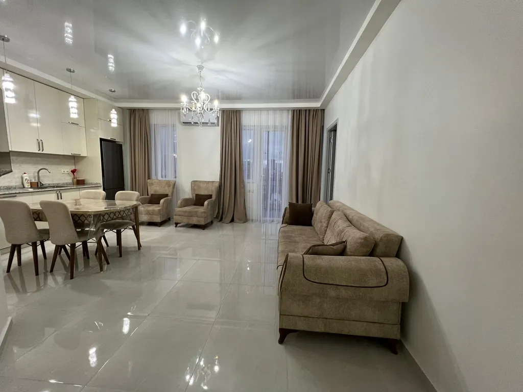 Квартира 2-комнатная Квартира — Батуми