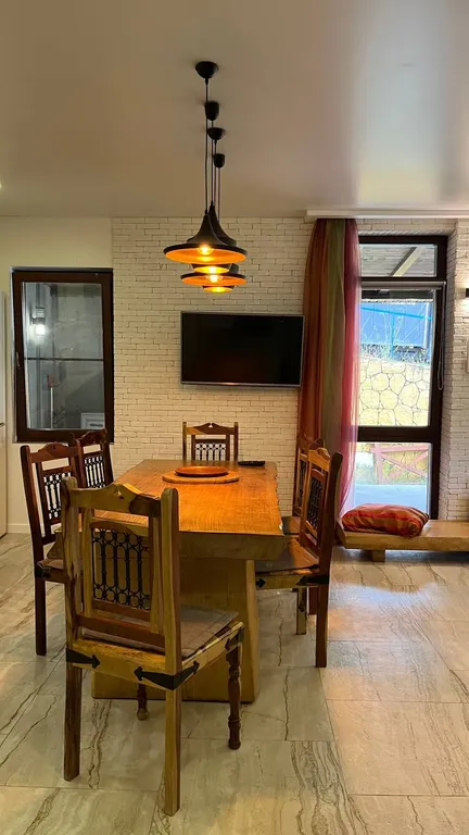 Евро-четырехкомнатный апартамент Эко Дом с террасой