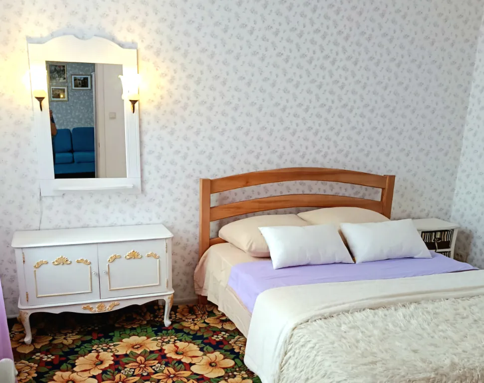 Таунхаус (часть коттеджа) с отдельным входом в центре Костромы