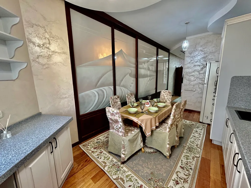 4-комнатная Квартира