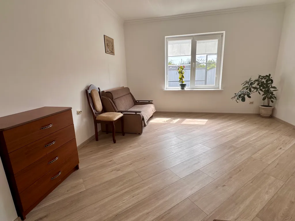 Уютный дом в черте города