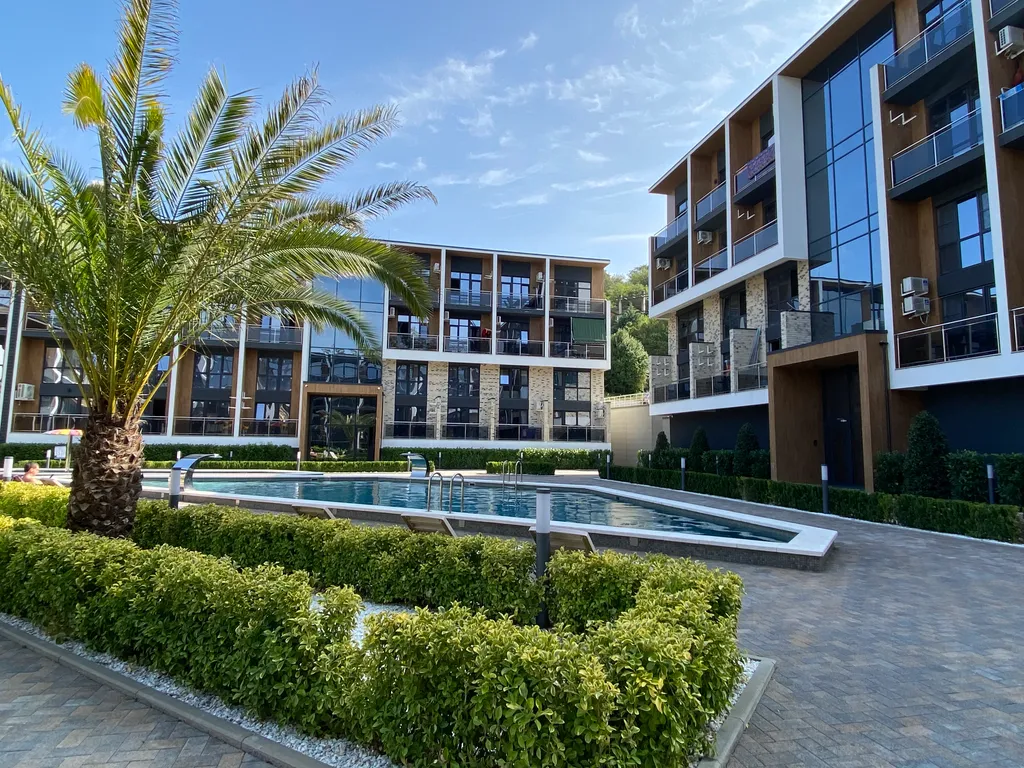 Студия с бассейном в ЖК Морской квартал