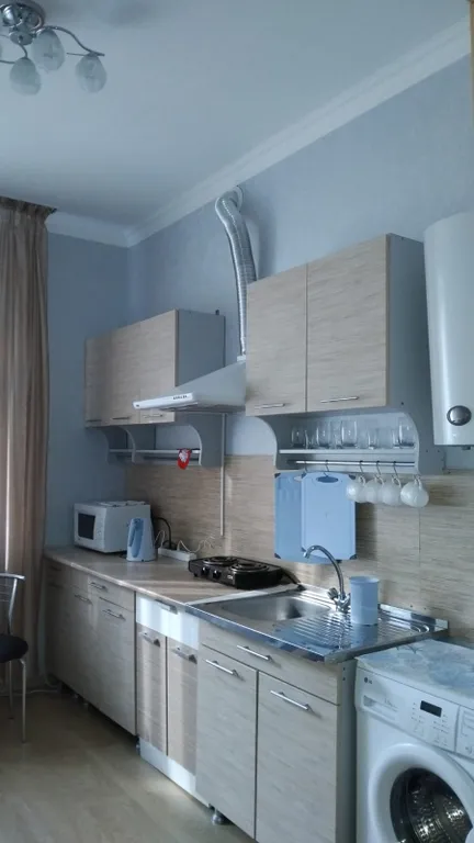 Просторная 2-комнатная квартира в центре