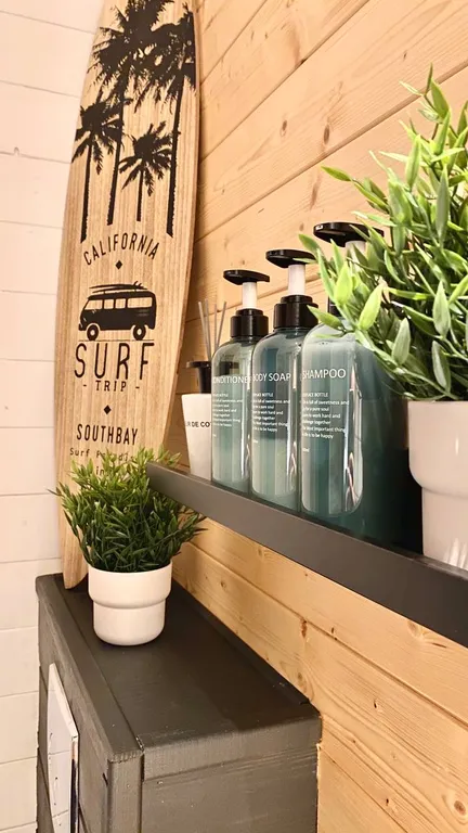 Коттедж Новый дом с баней и уличной джакузи — Ефимово