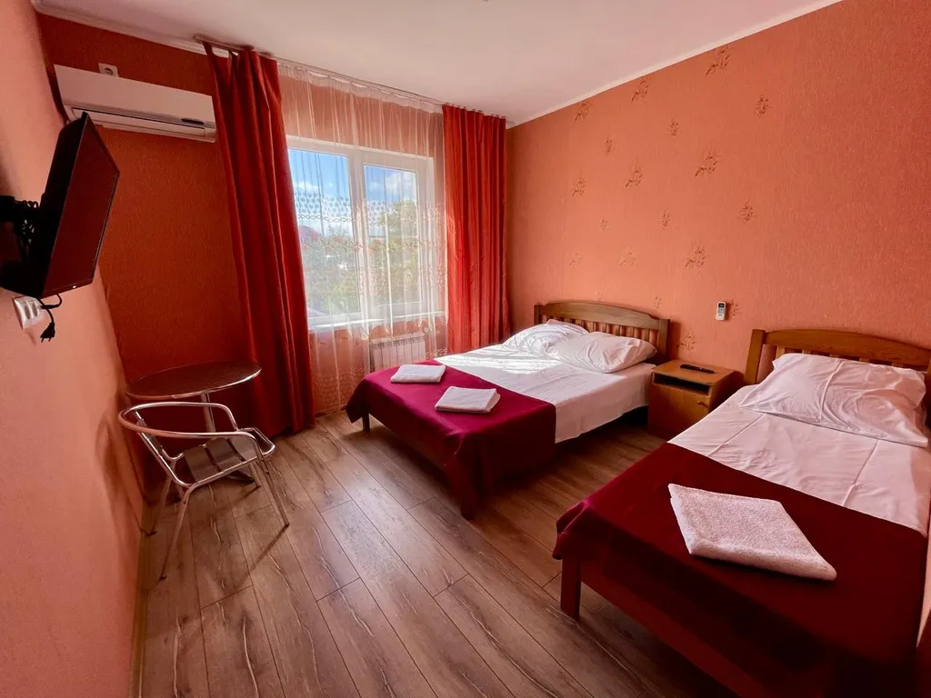 Квартира Квартира Улучшенный номер на третьем этаже — Геленджик