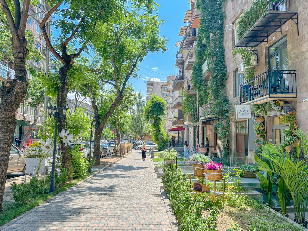 Восточная квартира в центре