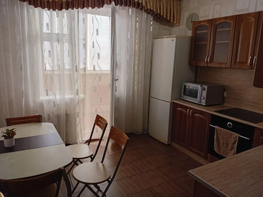 Квартира с видом на стадион