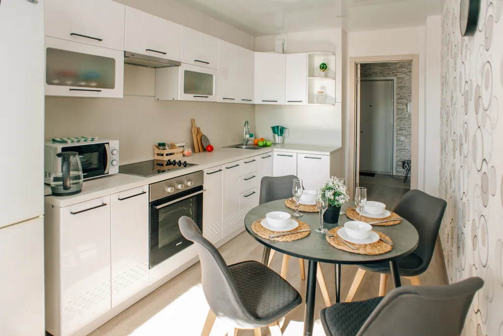 Классное Место с парковкой в центре, близко стадион Спартак и Арена