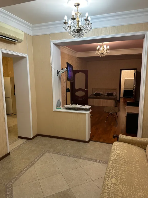 Уютная квартира в центре города, а самое главное три минуты до моря