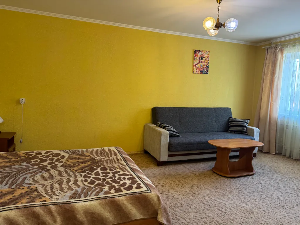 Уютная квартира в центре города, в 5ти минутах от центрального пляжа