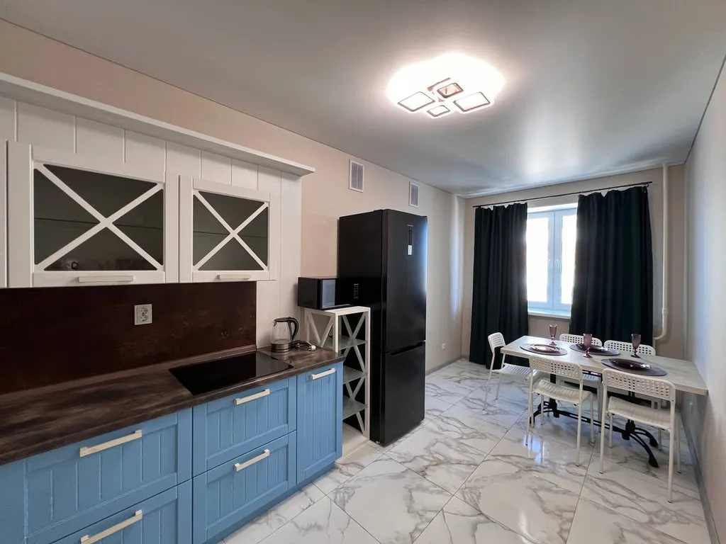 Трехкомнатная квартира новый дом — аренда посуточно в Орёл