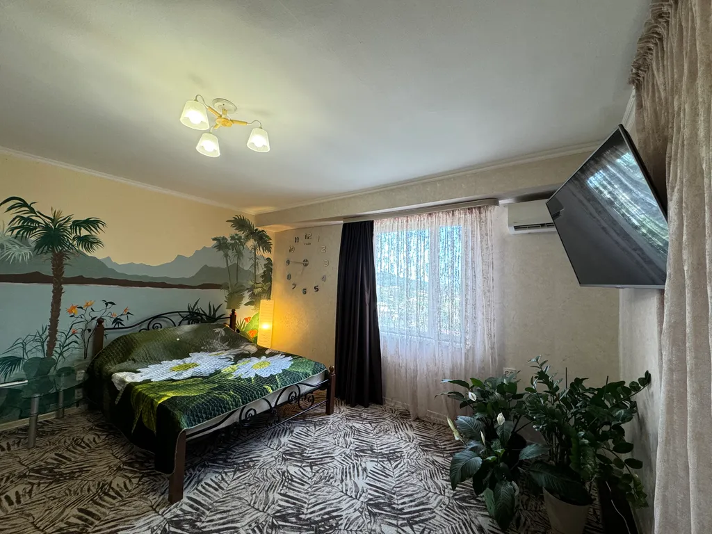 Квартира Двухкомнатная квартира в центре города — Гагра