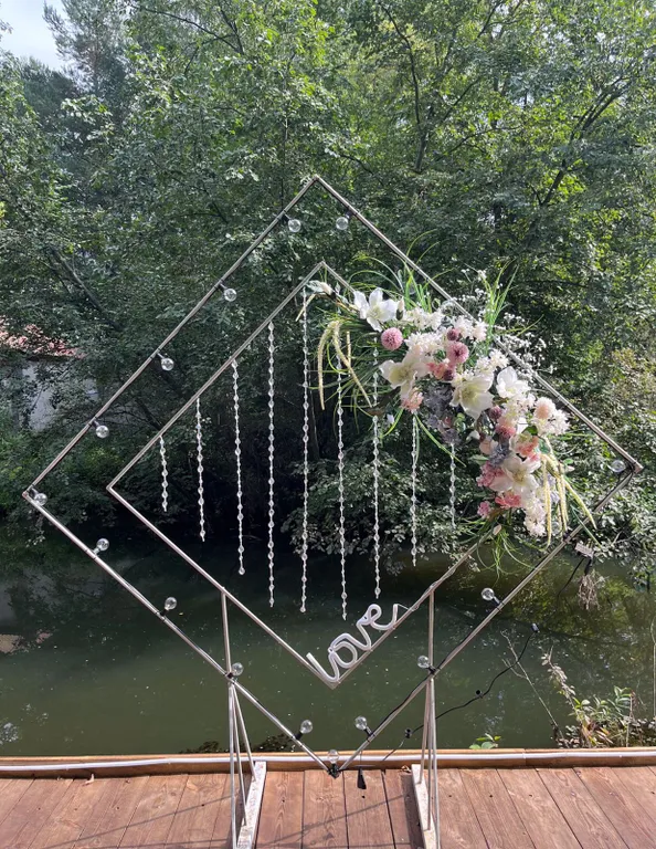 Дом на реке