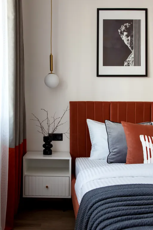 Премьер в центре