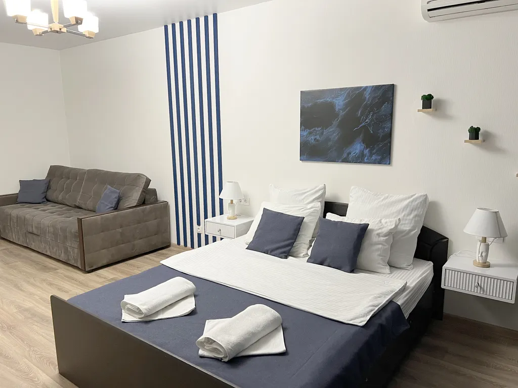 Апартаменты возле ТРЦ Тау