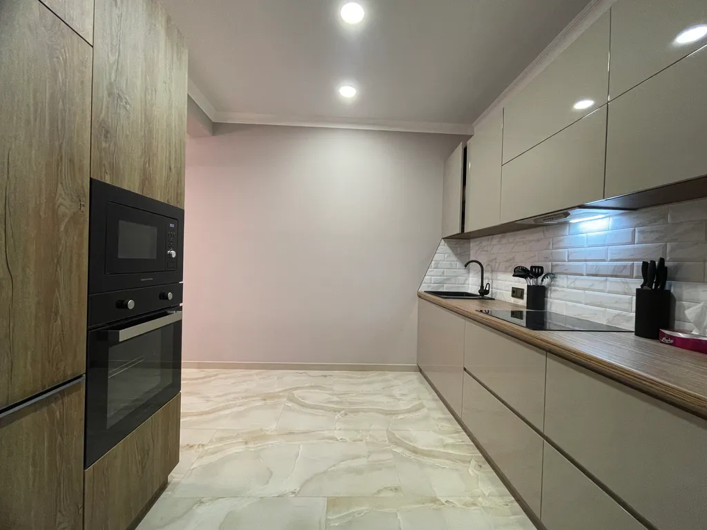 3-комнатная квартира рядом с морем