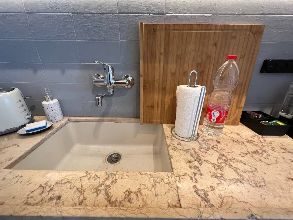 GW317 Квартира с бассейном с видом на море (Gugel Waves Nahariya)