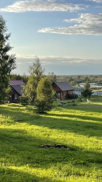 Домик на берегу Оки в сельской усадьбе Варежка