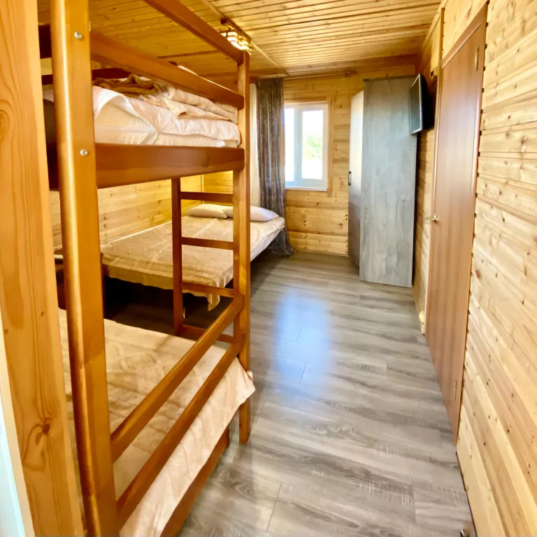 Коттедж Адмиральский домик на море — Солнечная Долина