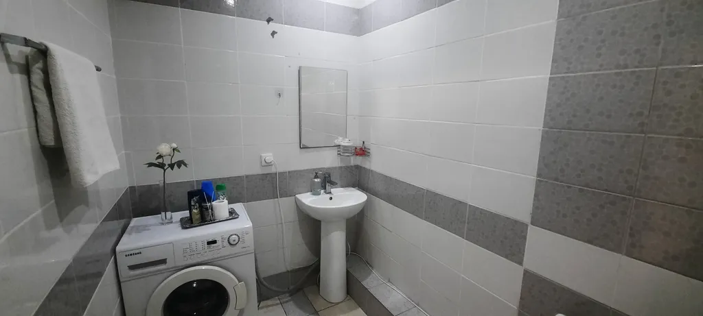 Квартира 3х комнатная квартира с видом на центральную площадь — Кореновск