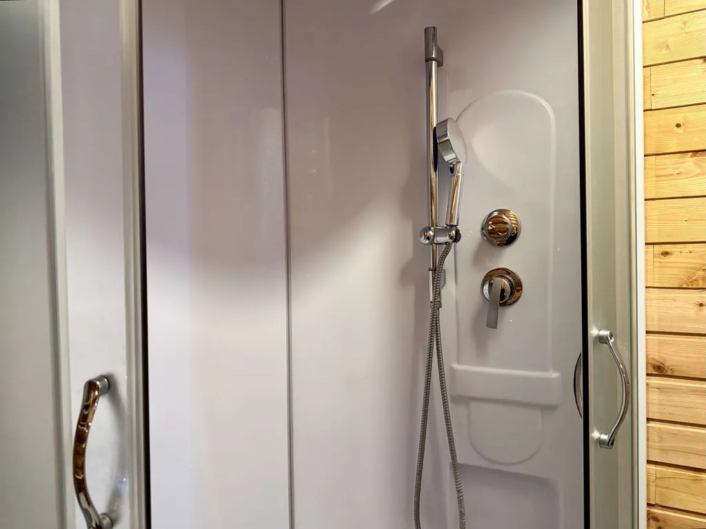 Дом 5-ти комнатный на 10 мест