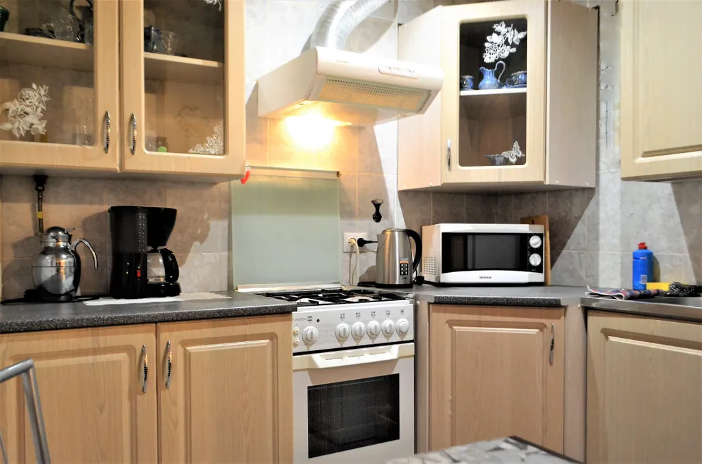 Студийного плана двухкомнатная квартира с шикарным видом на площадь Пять Углов