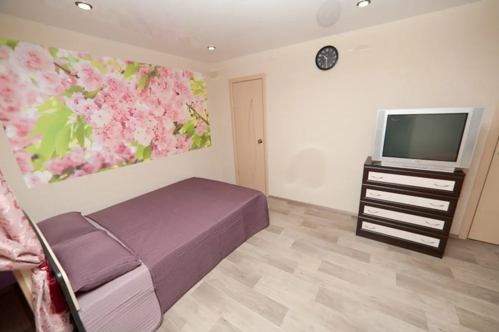 Квартира Двухкомнатная квартира в центре рядом с метро Геологическая — Екатеринбург