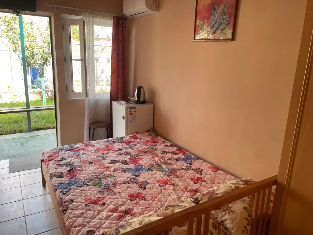 Маленькая уютная комната для двоих