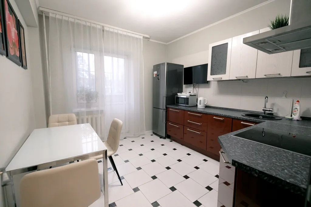 Однокомнатная квартира на северном выезде напротив ТЦ Обними