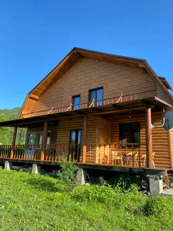 Уютный коттедж с камином