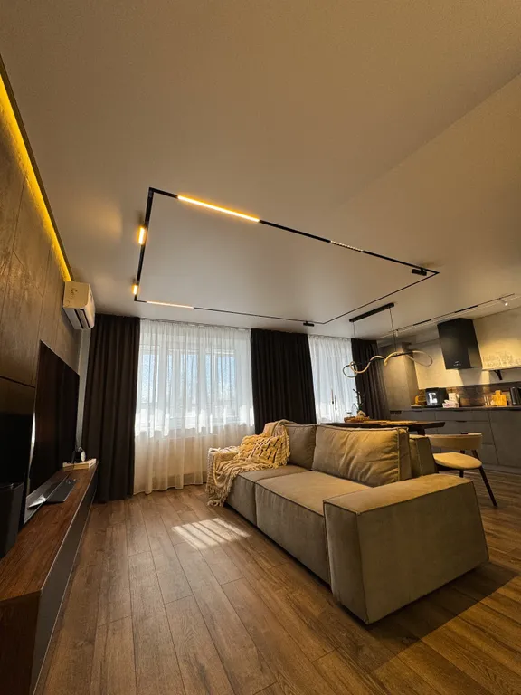 Дизайнерская квартира-студия