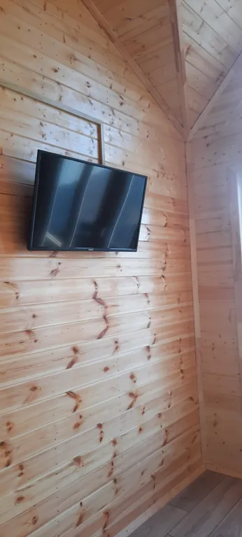 Коттедж Дом со своим отдельным двором — Кучугуры