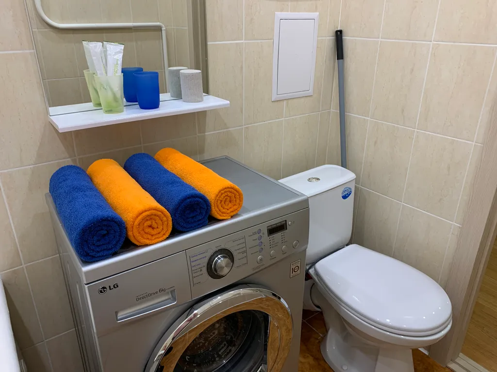 Евродвушка у ТЦ Фестиваль