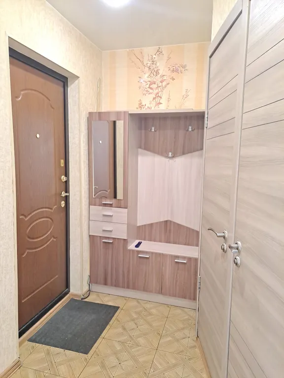 Квартира Светлая квартира у РНИИТО Вредена и метро Академическая — Санкт-Петербург